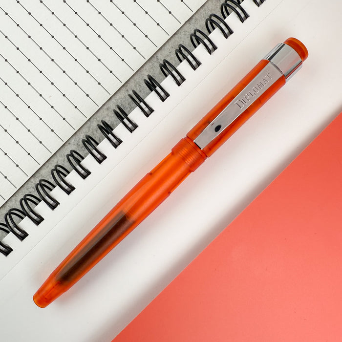 Diplomat Magnum Fountain Pen - Demo Orange