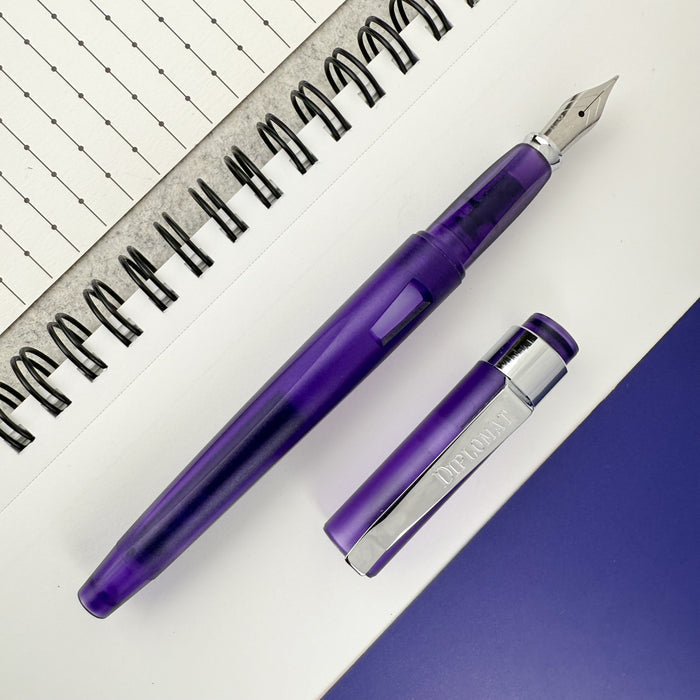 Diplomat Magnum Fountain Pen - Demo Purple