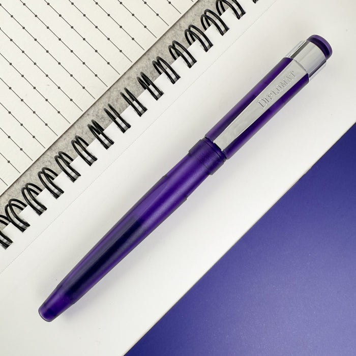 Diplomat Magnum Fountain Pen - Demo Purple