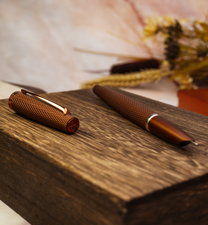 Diplomat Viper Fountain Pen - Brown Guilloche