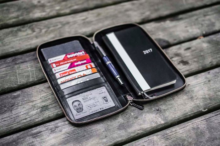Galen Leather | Funda Leather Zippered Hobonichi Weeks Cover Black
