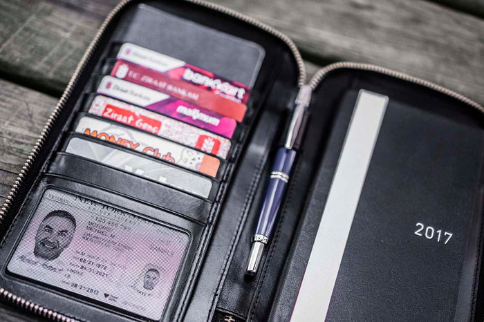 Galen Leather | Funda Leather Zippered Hobonichi Weeks Cover Black