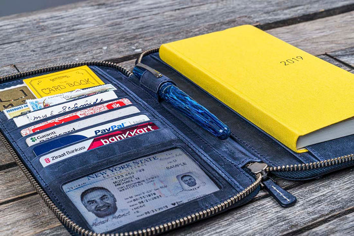 Galen Leather | Funda Leather Zippered Hobonichi Weeks Cover Crazy Horse Navy Blue