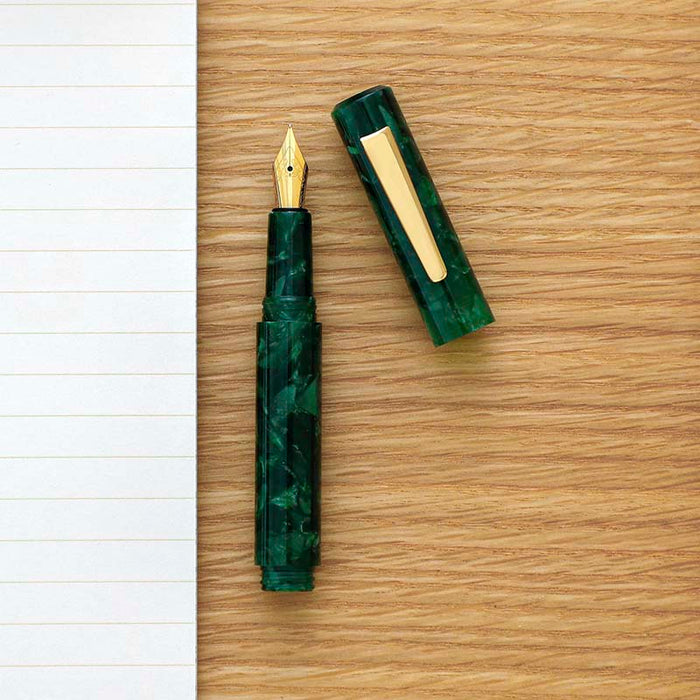 Hightide | Pluma Estilográfica Marbled Attaché Green (F)