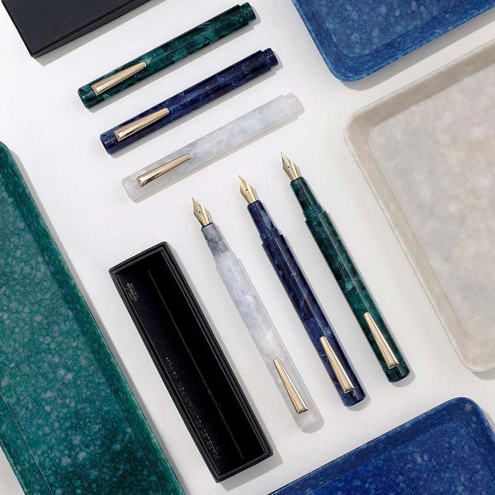 Hightide | Pluma Estilográfica Marbled Attaché White (F)