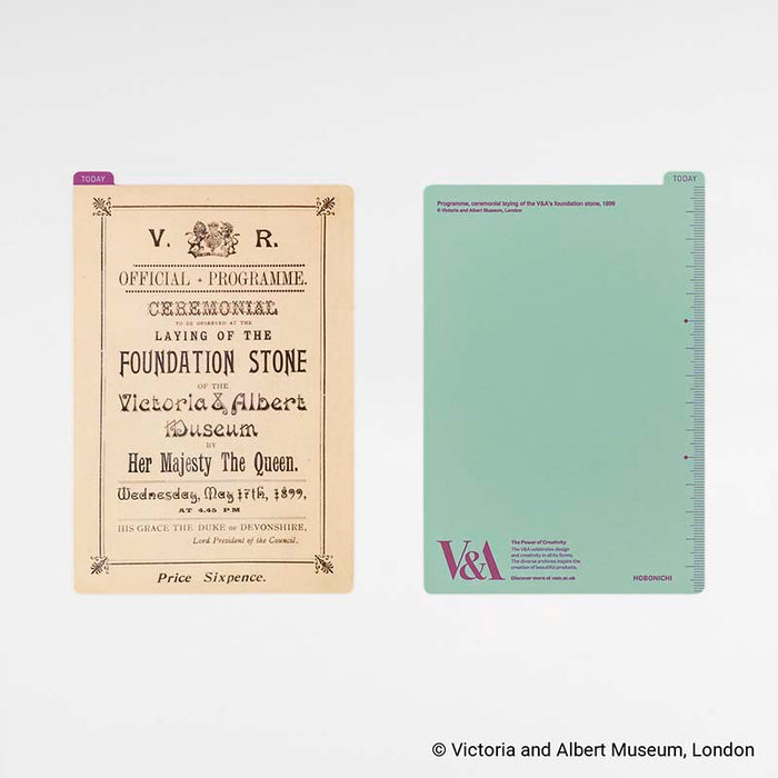 Hobonichi | Plantilla de Escritura Pencil Board A6 V&A Series (V&A’s Foundation Stone Programme)