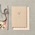 Katie Leamon | Tarjeta de Agradecimiento Scallop Thanks Posy