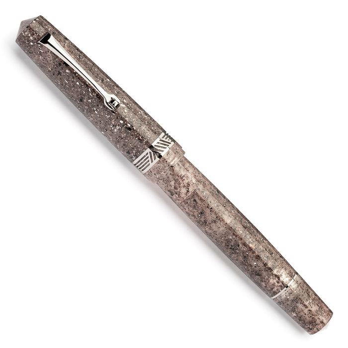 Leonardo Momento Magico Fountain Pen - Sea Sand w/ Silver