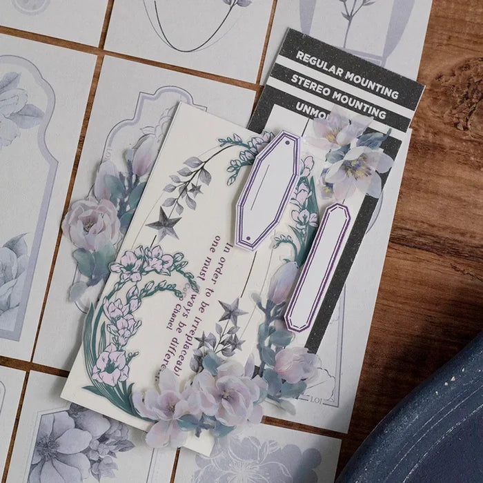 Loi Design | Papeles Decorativos Flower Collection Navy Blue
