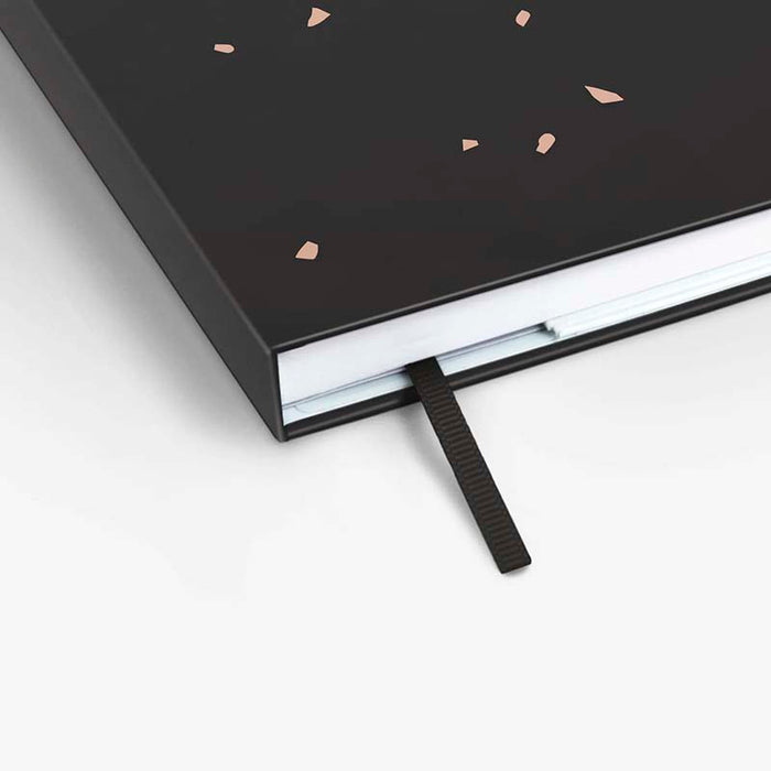Mossery | Cuaderno Threadbound A5 Black Speckle (Puntos)