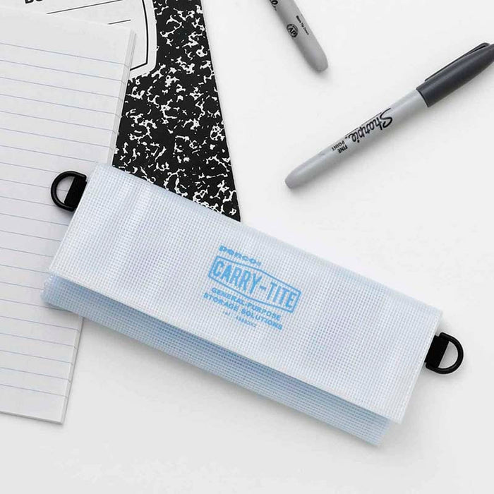 Penco | Estuche Carry Tite Case Clear M Light Blue