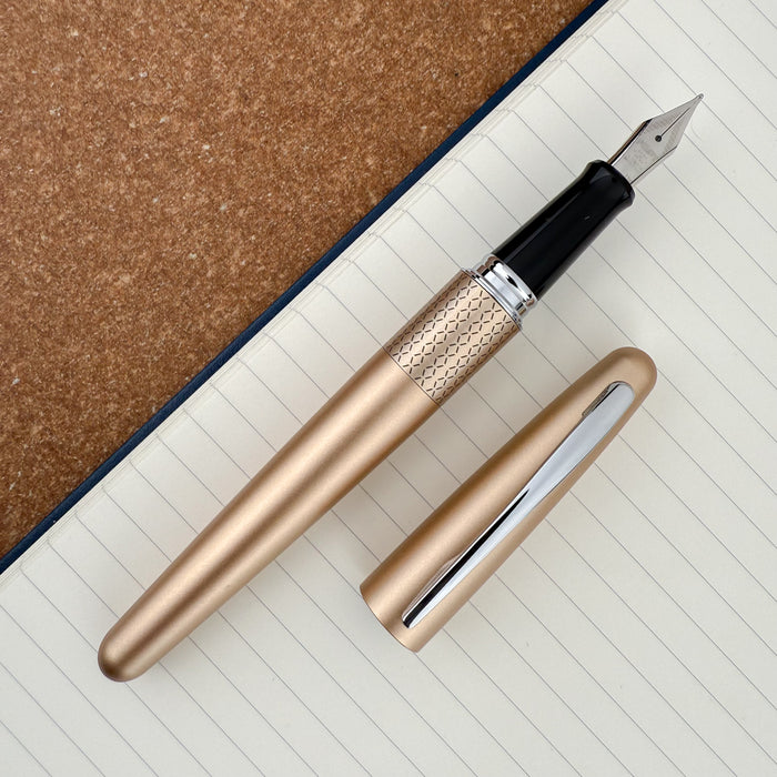 Pilot Metropolitan Fountain Pen - Gold Zig Zag