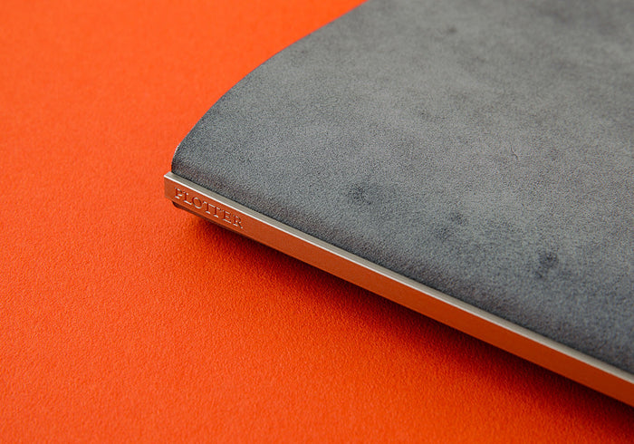 Plotter Shiranami 6-Ring Leather Binder - Mini Size
