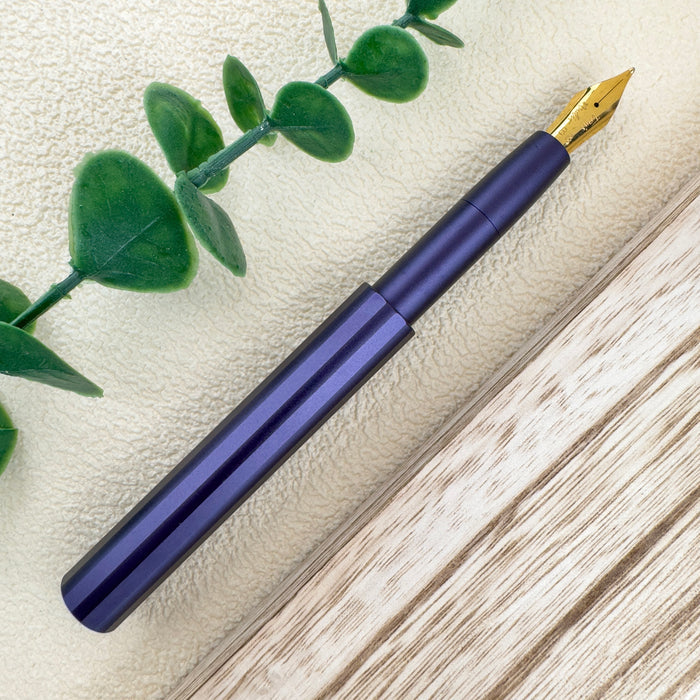 Tom's Studio The Studio Pocket Fountain Pen - Iris