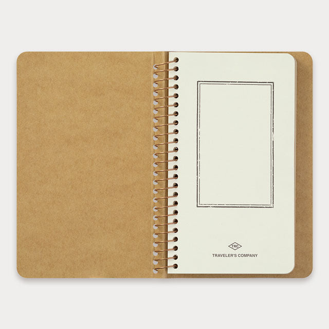 Traveler's Company | Cuaderno con Espiral A6 Papel Kraft