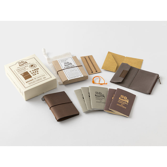 Traveler's Company | Set Cuaderno Traveler's Notebook Card 20º Aniversario Brown